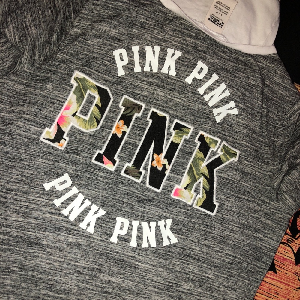 PINK Victoria’s Secret Campus Tee